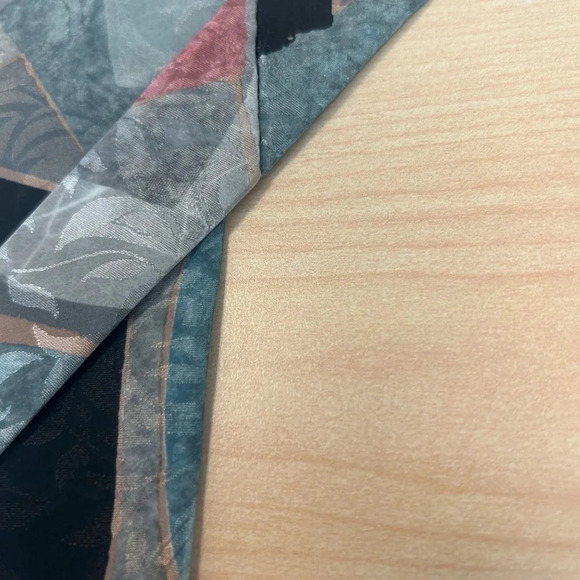 Christian Dior vintage tie medium width-  excellent condition 80’s no fab label - Picture 5 of 9